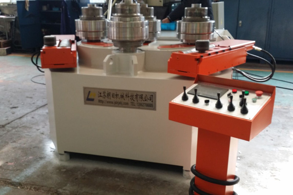 【敲黑板】 還不了解四輥型材彎曲機嗎？